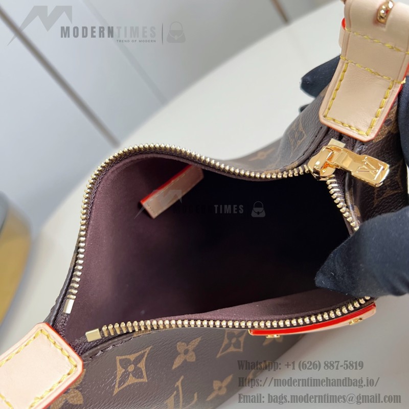 Louis Vuitton Pochette Hills Monogram canvas handbag M27509