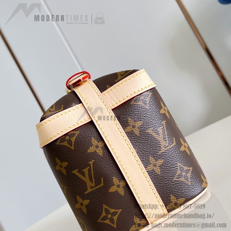 Louis Vuitton M15350 Cruiser Toiletry Bag in Monogram Canvas with Top Handle