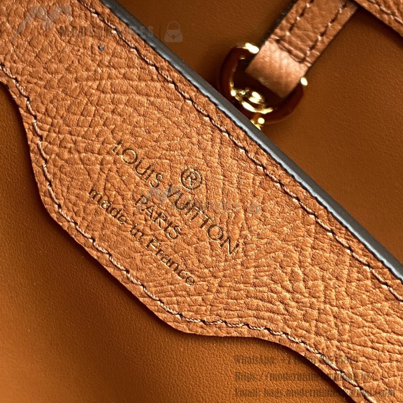 Brown Dynamic Chip Premium Leather Replica Handbag M24714