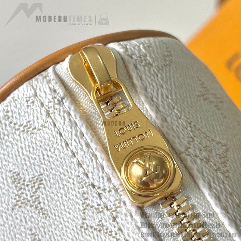 Louis Vuitton Keepall Bandoulière 25 Handbag M15706 White – MB163c Chip