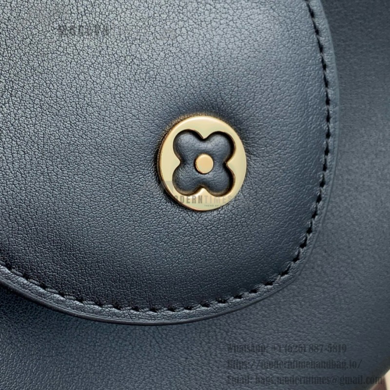 Louis Vuitton Capucines Souple MM Handbag M12924 Black – Shiny Cowhide Leather