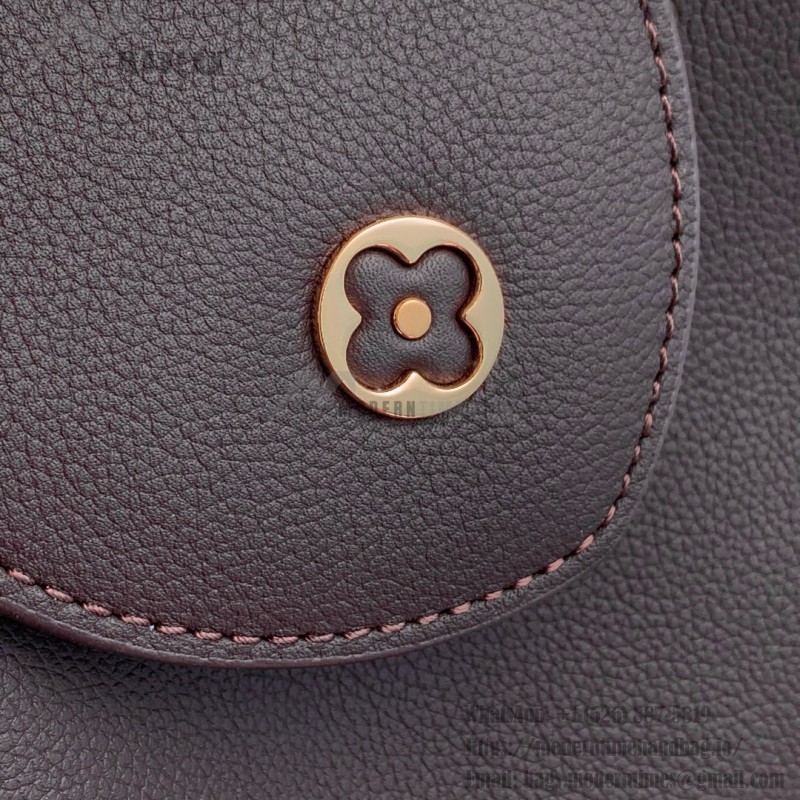 Louis Vuitton Capucines Souple MM Chocolate Brown Handbag