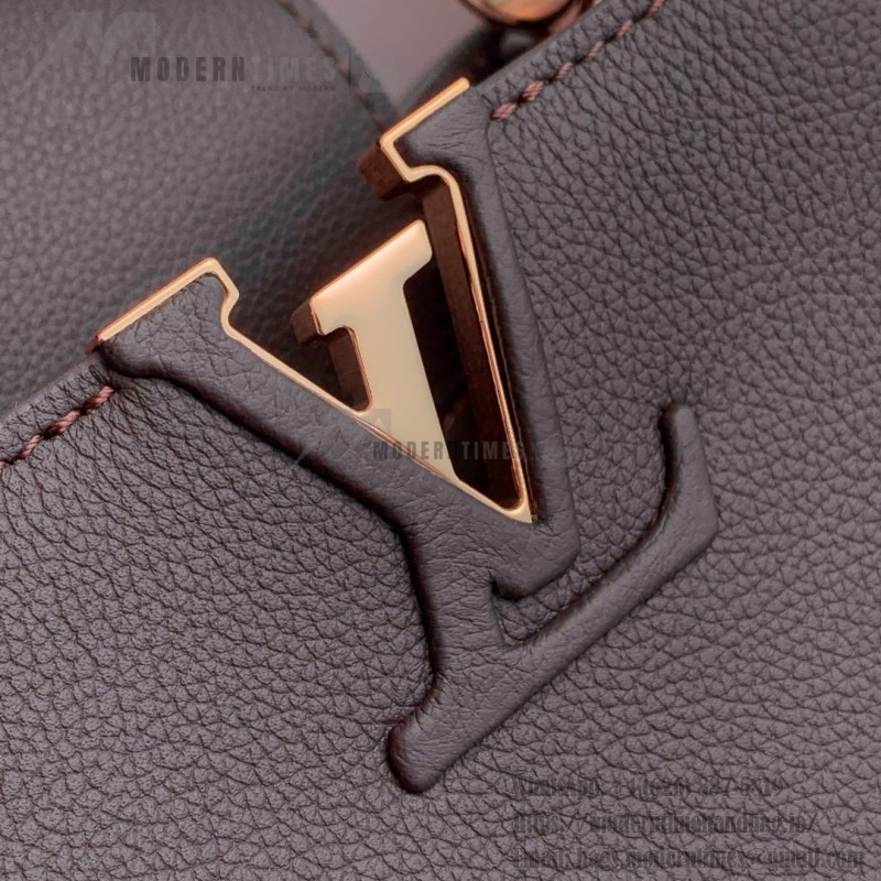 Louis Vuitton Capucines Souple MM Chocolate Brown Handbag