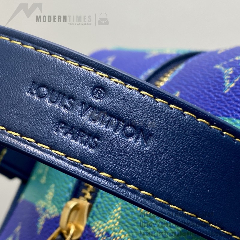 Louis Vuitton Locker Dopp Kit M25902 Blue M36903 Red Replica Toiletry Pouch