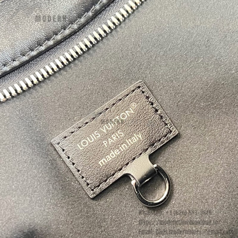 Louis Vuitton M15175 Carry All travel bag leather Monogram