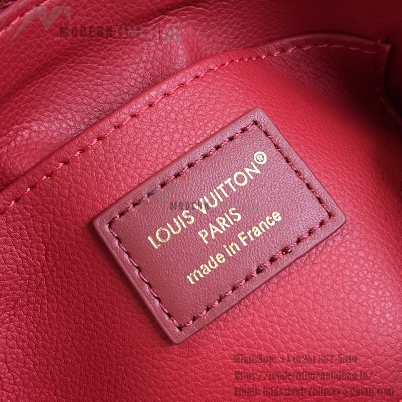 Louis Vuitton Pochette Cosmétique Epi Leather Replica Cosmetic Pouch