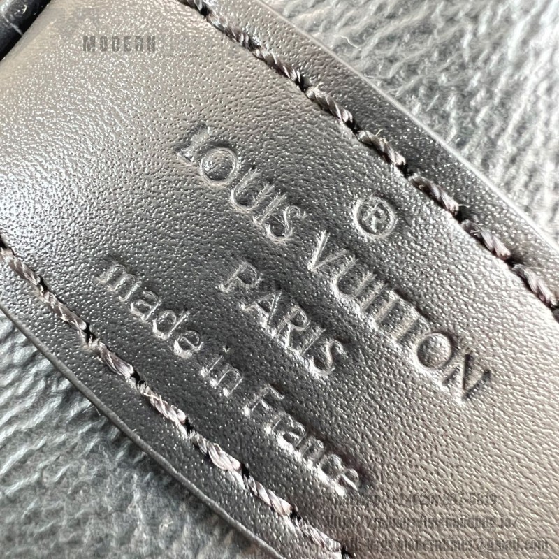 Louis Vuitton Keepall Bandoulière 50 Monogram Eclipse travel bag replica
