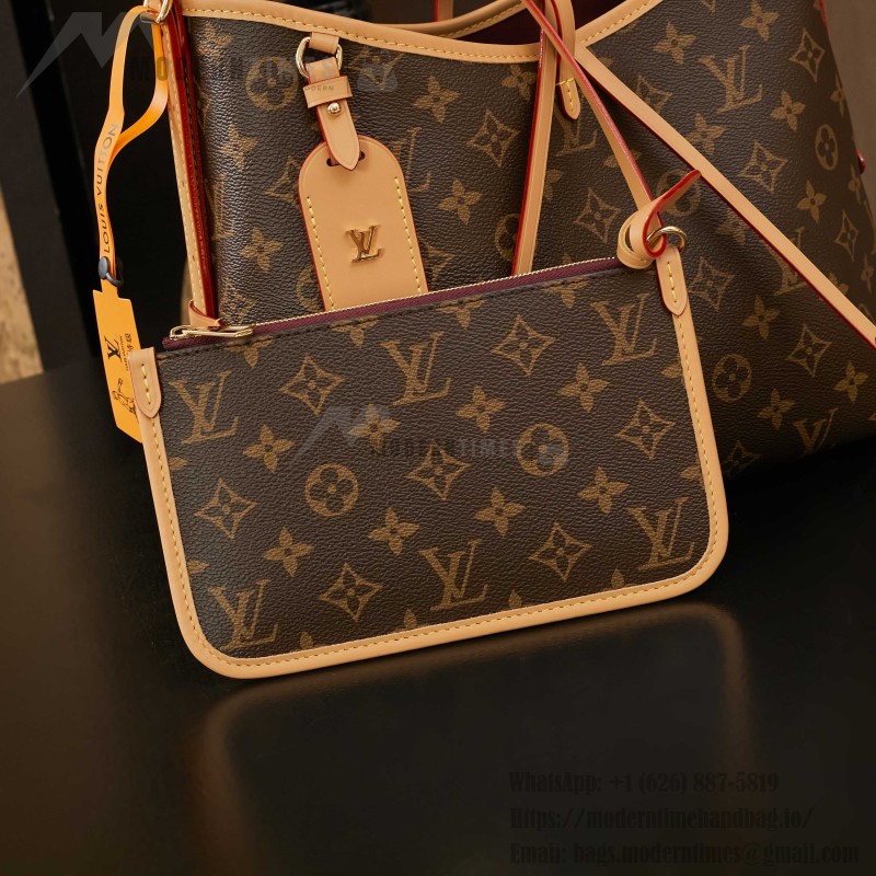 Louis Vuitton M46203 Handbag with Diamond Quilted Design and Dynamic Electronic Chip