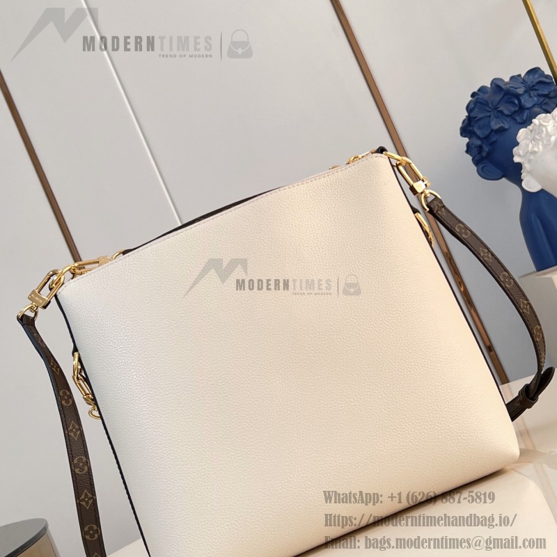 Louis Vuitton Multipass Handbag with Monogram canvas and woven chain strap
