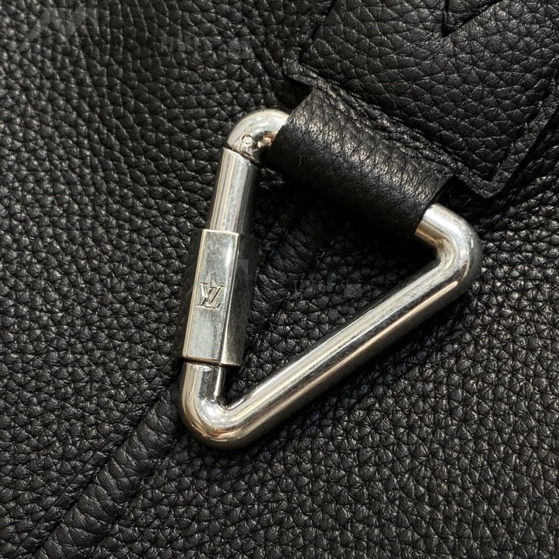Louis Vuitton Verso Hobo Bag Black LV Touch Leather