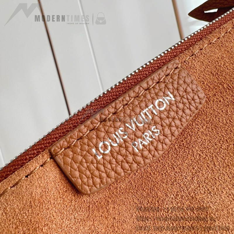 Louis Vuitton Verso Hobo Handbag LV Touch Leather