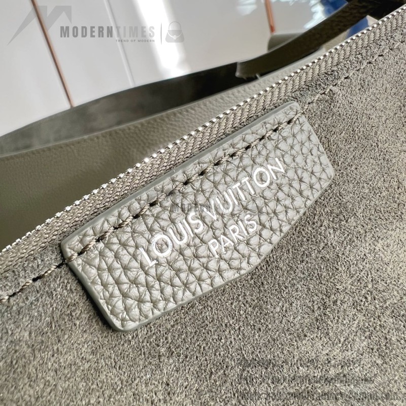 Louis Vuitton Verso Hobo Handbag LV Touch Leather