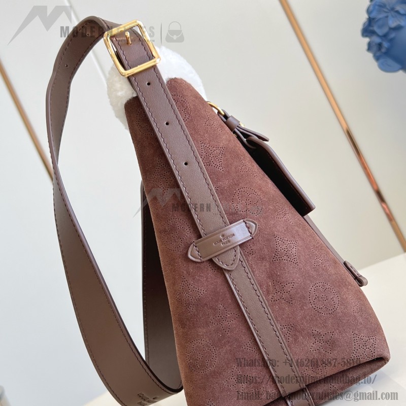 Louis Vuitton LV Ski CarryAll Small Handbag - Chocolate Suede Calf Leather