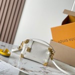 Louis Vuitton Side Trunk BB Handbag M23915 M25072 in Off-White and Light Brown – Premium Leather Replica