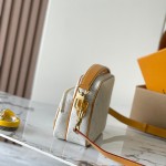 Louis Vuitton NIL Handbag M14682 White with MB163c Chip