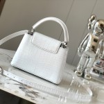 White Dynamic Chip Premium Leather Handbag M92173 Replica