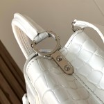 White Dynamic Chip Premium Leather Handbag M92173 Replica