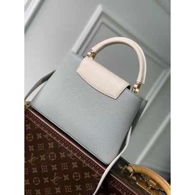 Louis Vuitton - Capucines MM Handbag M21296 Small
