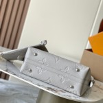 Louis Vuitton CarryAll Small Bag M12917 Taro Cream 163C