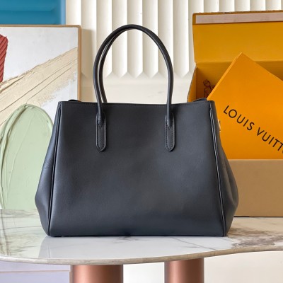 Louis Vuitton - Vendôme Handbag Elegant Small Medium Leather Handbag with Monogram Lock