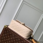 Louis Vuitton Diane Bag Sand White Epi Leather M13231