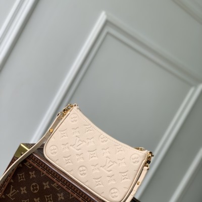Louis Vuitton - Easy Pouch M14421 Sand White Monogram Leather Replica