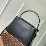 Louis Vuitton Capucines Souple MM Handbag M12924 Black – Shiny Cowhide Leather