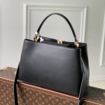 Louis Vuitton Capucines Souple Large Handbag M24607 in Smooth Calf Leather