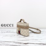 Gucci 816357 Beige Oat Leather Handbag