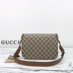 Gucci 815178 Brown & Black Leather Top Handle Bag