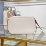 Louis Vuitton NÉONOÉ Medium Handbag M14401 – MB163c Chip Version
