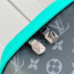 Louis Vuitton Discovery Bumbag Monogram Eclipse Canvas M25924 Replica