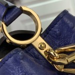 Louis Vuitton Capucines M11908 Mini & BB Handbag in Ostrich-Embossed Leather with Pearl Chain