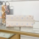 Louis Vuitton ONTHEGO Small Handbag M25770 Premium MB Chip Original Leather