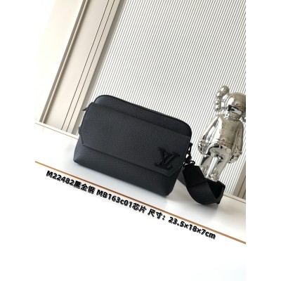 Louis Vuitton - Fastline Messenger Bag in Black Soft Calf Leather