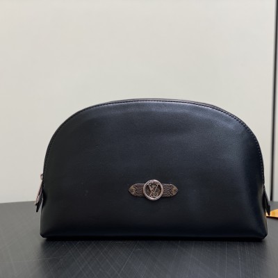 Louis Vuitton - Pochette Cosmétique Black Lambskin Makeup Bag M15206 / M15205