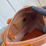 Louis Vuitton Speedy P9 Bandoulière 25 M24443 Monogram Leather Replica