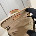 Louis Vuitton M83079 Nice Beauty Pouch – Monogram Canvas with VVN Handles & Vuittonite Lining