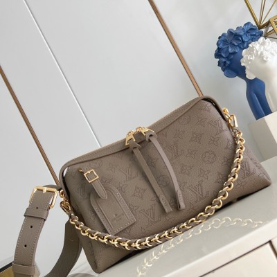 Louis Vuitton - M25904 Mahina Hand It All PM – Perforated Leather with Detachable Leather Strap & Chain Handle
