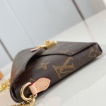 Louis Vuitton M42265 Nice Cosmetic Bag in Premium Italian Leather with Hidden Zipper Pocket