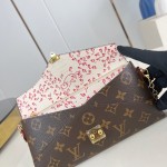 Louis Vuitton M42265 Nice Cosmetic Bag in Premium Italian Leather with Hidden Zipper Pocket