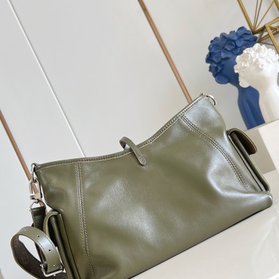 Louis Vuitton - M24861 CarryAll Cargo Vibe Small Handbag in Green Lambskin Leather