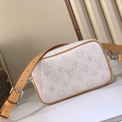 Louis Vuitton - Boarding Messenger Bag M27155 for Business
