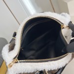 Louis Vuitton M26326 Speedy Soft 30 Teddy Handbag Front View