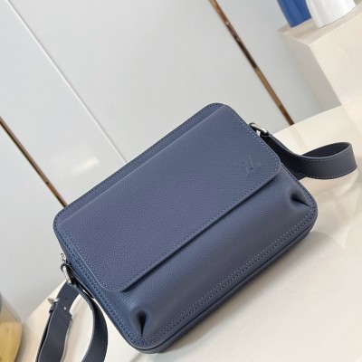 Louis Vuitton - M15260 Boarding Messenger Bag Waxed Canvas Leather