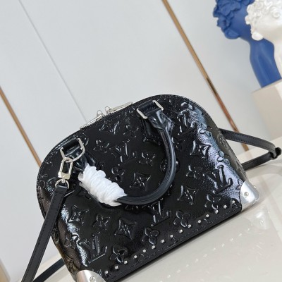 Louis Vuitton - Alma BB M27812 Bag Monogram Saga