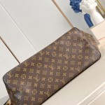 Louis Vuitton Neverfull GM in Damier Ebene with cowhide leather trims and adjustable side straps