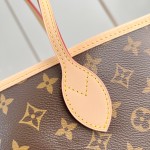 Louis Vuitton Neverfull GM in Damier Ebene with cowhide leather trims and adjustable side straps