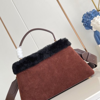 Louis Vuitton - Cozygram Capucines MM Soupe Ski Edition