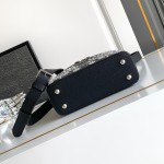 Louis Vuitton dynamic chip handbag black white M80082 M80083